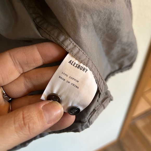 Alesbury Men's Long Sleeve button down slim fit medium grey shirt - Picture 7 of 10